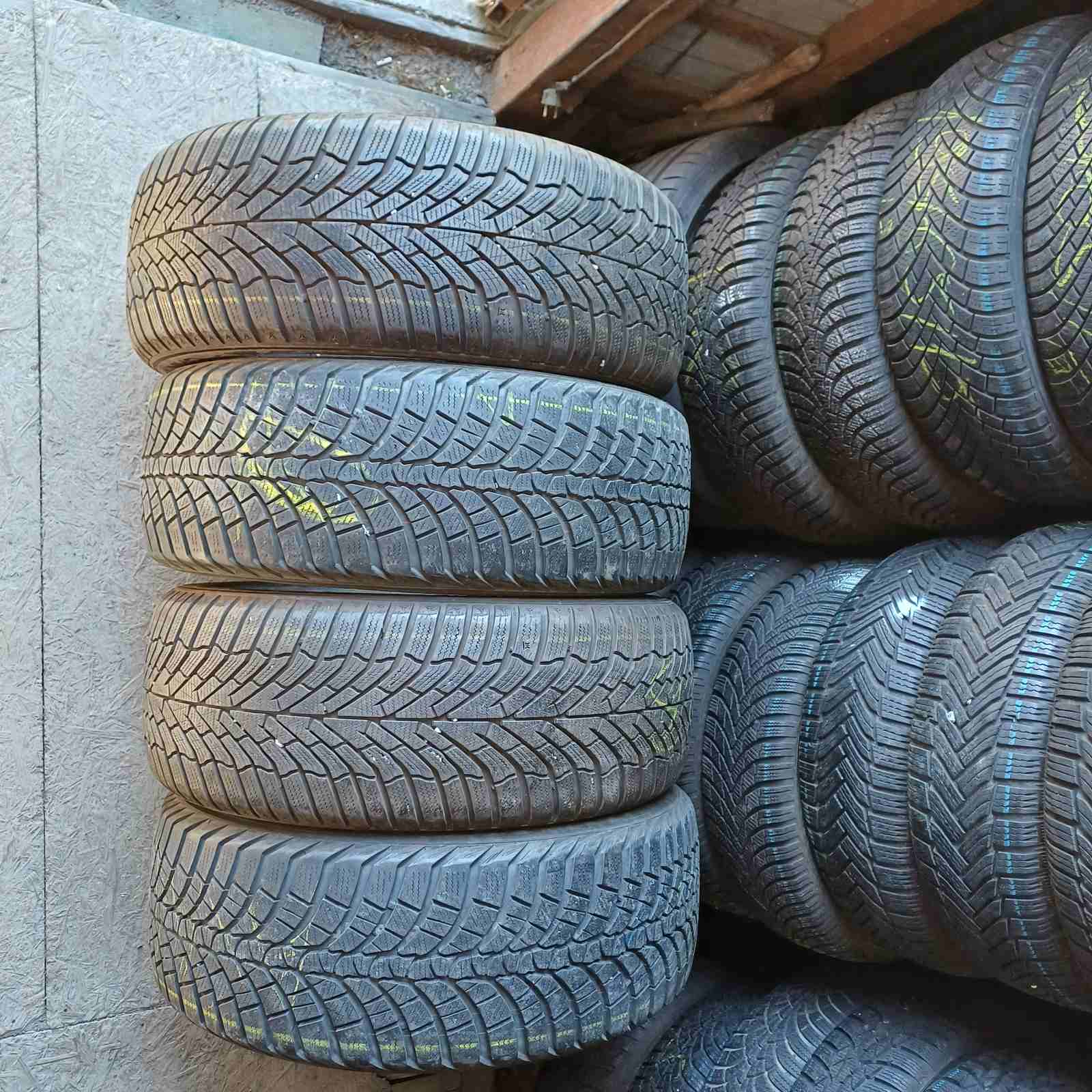 KUMHO WinterCraft wp52 235/50R18